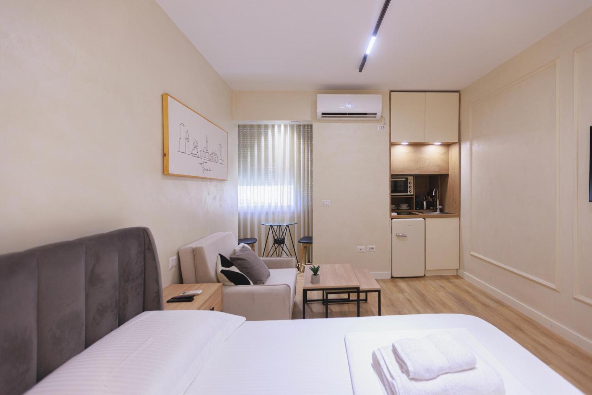 Syncron Apartments In The Center Of Tirana Kültér fotó
